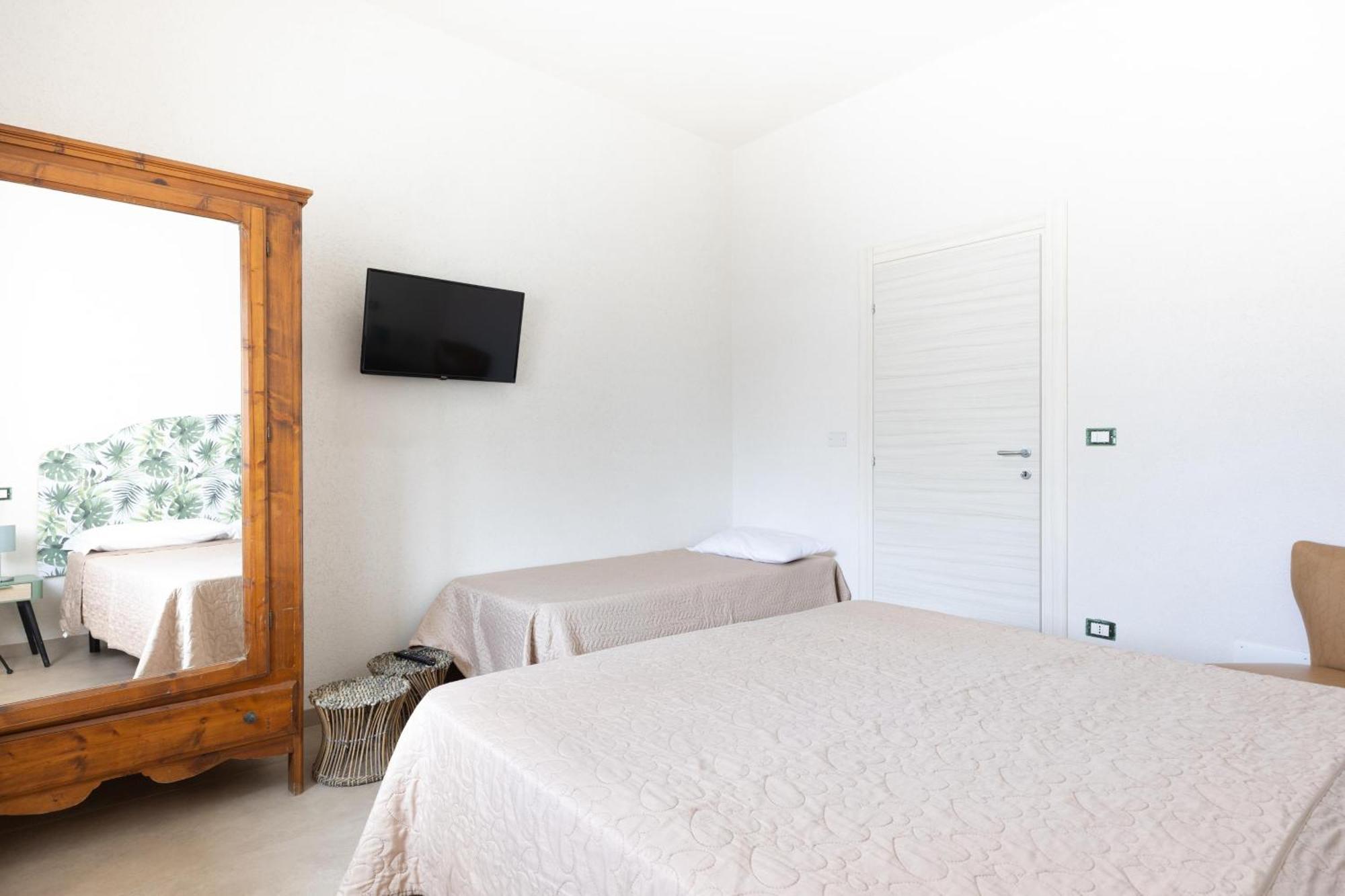 La Casa Di Zia Dedera Apartment Torre Santa Sabina Exterior photo